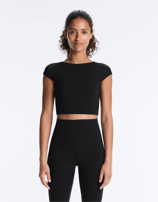 Oysho – Kompressions-Tanktop in Schwarz mit Ziernaht, 3 von 4