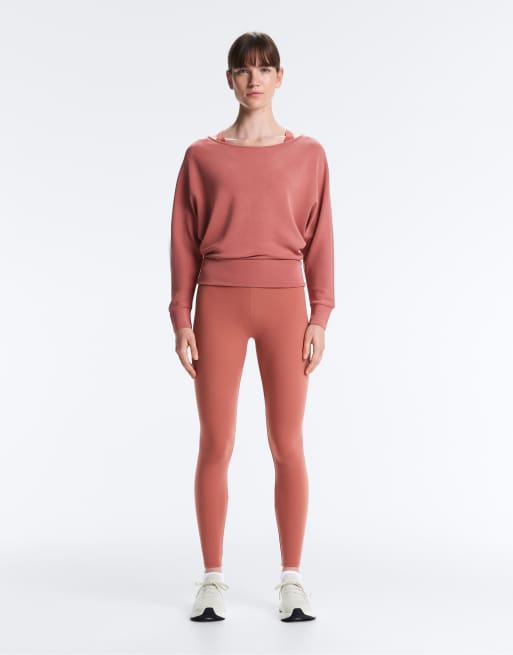 OYSHO – Korallfärgad, mjuk sweatshirt i modal med båtringning, 2 av 4