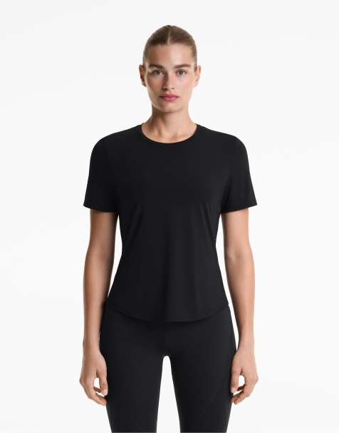 OYSHO – Kurzärmliges Funktions-T-Shirt in Schwarz - view 1