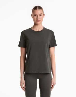 Oysho - Kurzärmliges T-Shirt aus Baumwollmix in Dunkelgrau
