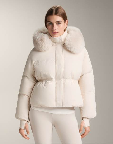 OYSHO – Kurze, mit 100% Daunen wattierte Jacke in Ecru - view 1