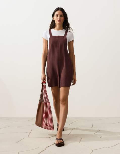 OYSHO – Kurzer Jumpsuit aus 100% Leinen in Braun mit Riemchenträgern - view 1