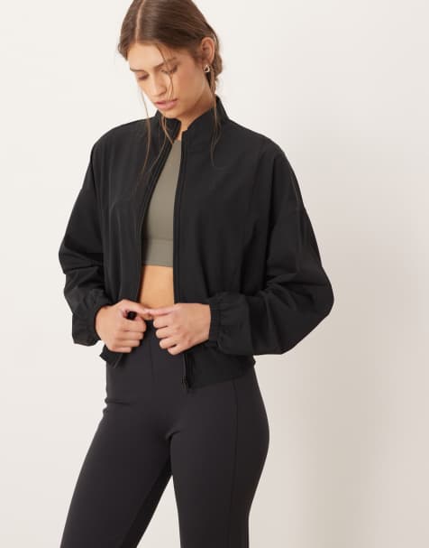 OYSHO – Langärmlige Funktionsjacke in Schwarz - view 1