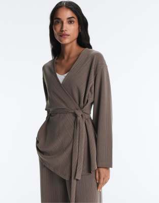 OYSHO - Lange, asymmetrisch gestreifte Jacke aus Modalmix in Braun-Grau