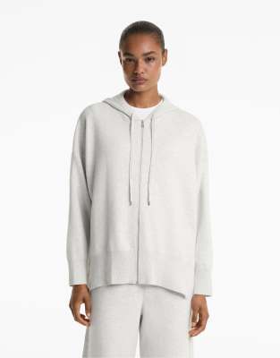 OYSHO - Lange Strickjacke in meliertem Blassgrau mit Kapuze