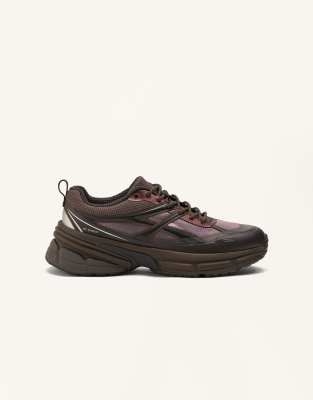 OYSHO - Lauf-Sneaker in Pflaume-Rot