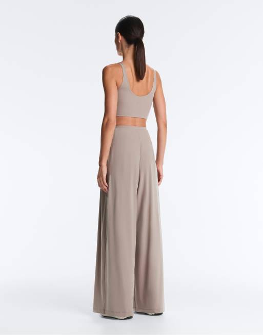 OYSHO – Leichte Hose in blassem Taupe mit weitem Bein, 4 von 4