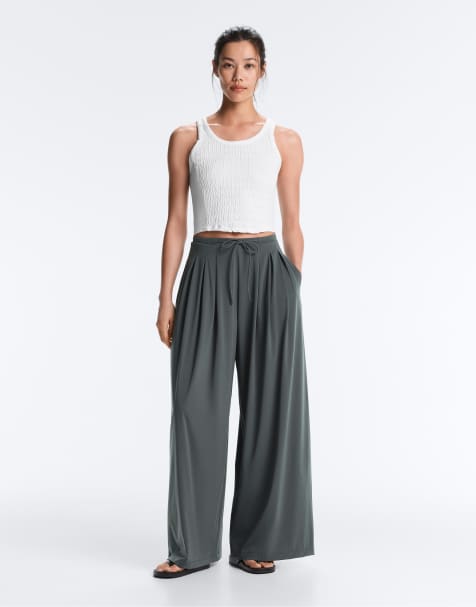 OYSHO – Leichte Hose in Grau mit weitem Bein - view 1