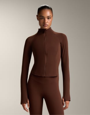 Oysho - Leichte, warme Jacke in Braun