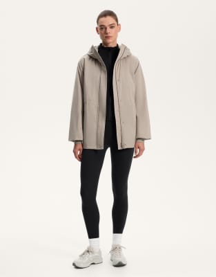 OYSHO - Leichte, wasserdichte Jacke mit ThinDown-Wattierung in Braun-Brown
