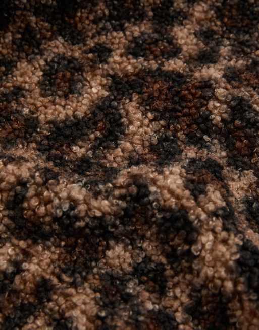 OYSHO leopardmönstrad fuskpälsjacka i brunt, 6 av 7