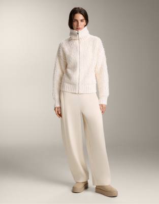 OYSHO - Locker geschnittene Hose aus schwerem Stoff in Ecru-Neutral