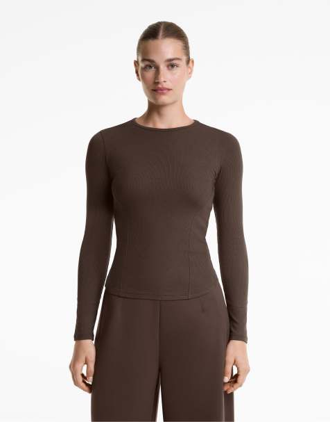 OYSHO Long-sleeved rib t-shirt with cotton and modal in brown - view 1