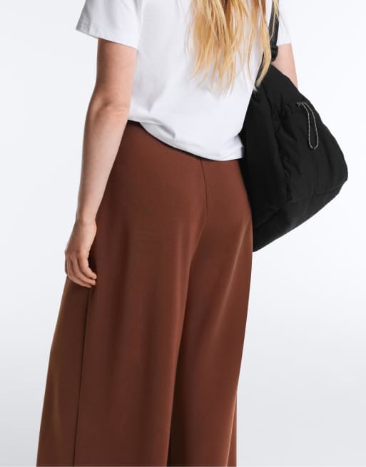 OYSHO Long trousers with soft touch modal and pleat detail in coffee, 3 of 4