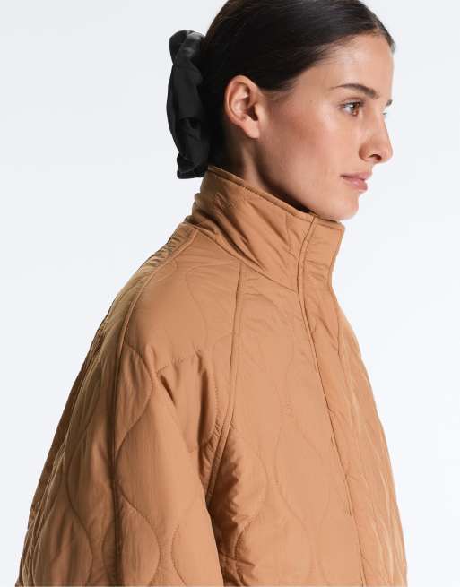 OYSHO - Lysebrun jakke med polstring og vandafvisende Fellex® Aerogel-effekt, 3 af 4