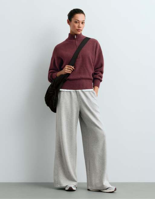 OYSHO maglione a collo alto con mezza zip in bordeaux, 2 di 5