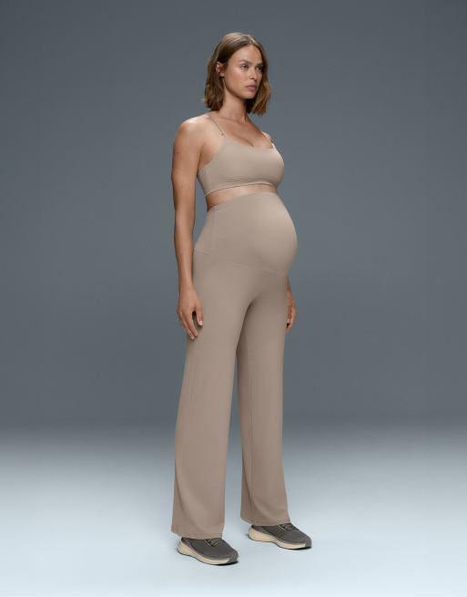 OYSHO Maternity comfortlux bukser med lige ben i beige, 5 af 6