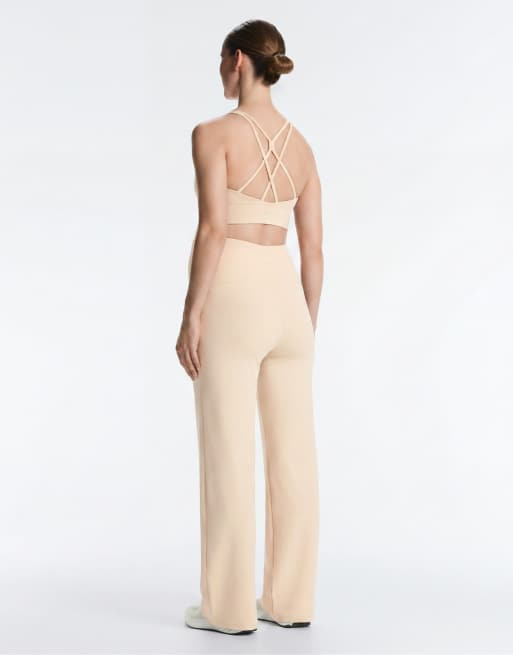 OYSHO Maternity comfortlux straight-leg trousers in sand, 4 of 7