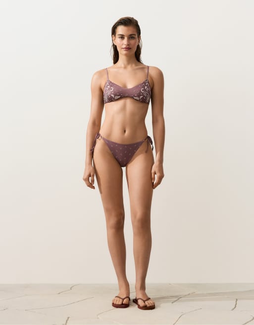 OYSHO Medium-coverage bandana-print tie bikini briefs in brown, 2 of 4