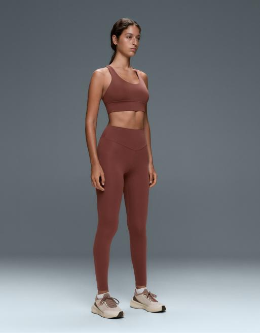 OYSHO Medium-support comfortlux sports bra with cups in brown, 2 of 7