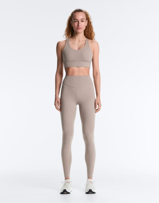 OYSHO Medium-support comfortlux sports bra with cups in pale taupe, 2 of 7