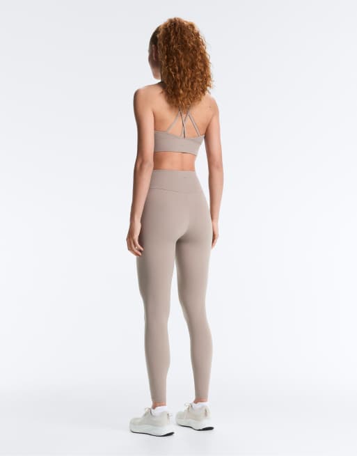 OYSHO Medium-support comfortlux sports bra with cups in pale taupe, 4 of 7