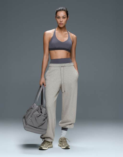 OYSHO Medium support sports bra with thin strap in grey, 2 of 6
