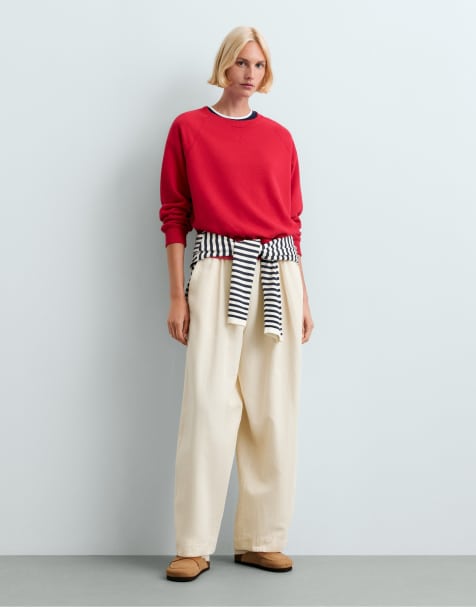OYSHO meleret sweatshirt i bomuldsblanding med fleece og rund hals i rød - view 1