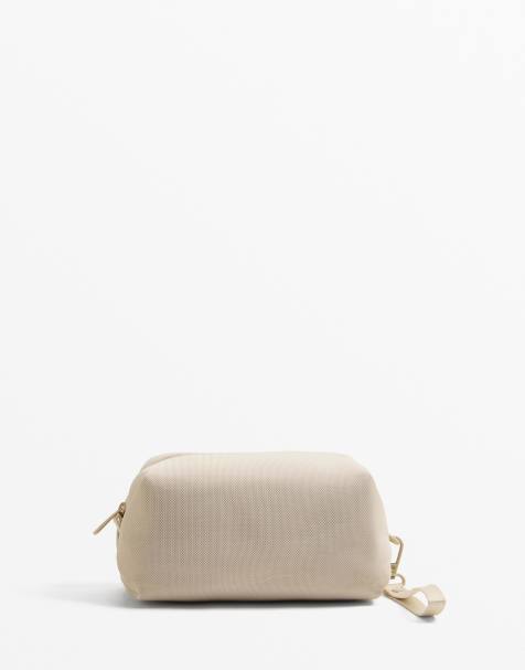 Oysho Mesh wash bag in sand - view 1