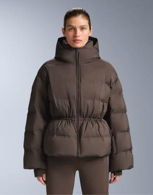 OYSHO - Minardi Piume - Leichte, wattierte, wasserdichte Ski-Daunenjacke in Hellbraun-Brown