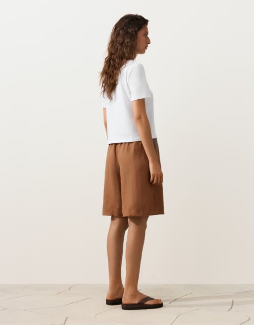 OYSHO – Mittellange Bermudashorts aus 100% Leinen in Braun, 4 von 4