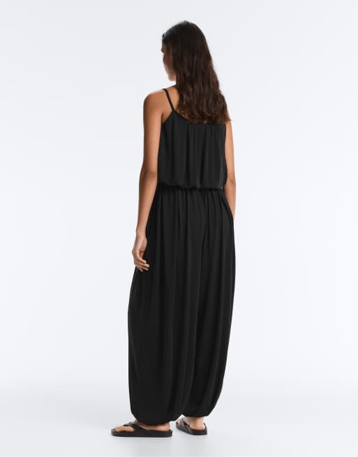 OYSHO Modal blend balloon trousers in black, 2 of 4