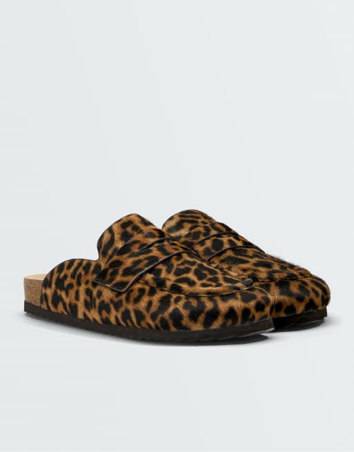 OYSHO mules in pelle spaccata con stampa leopardata, 2 di 6