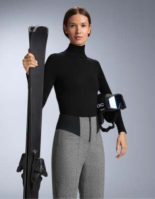 OYSHO - Nahtloses Baselayer-T-Shirt aus Merinowolle in Schwarz