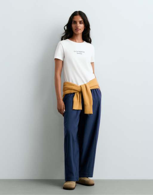 OYSHO – Naturvit t-shirt i bomullsmix med korta ärmar och text, 2 av 5