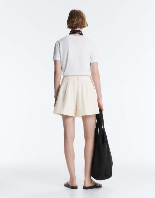 OYSHO – Naturvita, randiga bermudashorts i texturerad bomull, 4 av 4