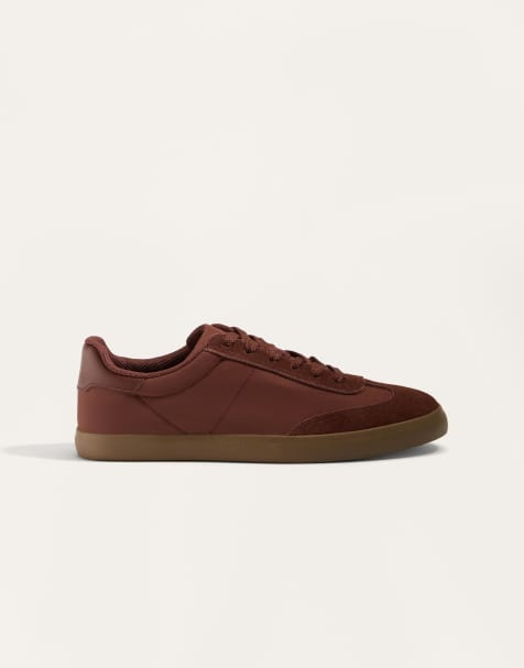 OYSHO – Nylon-Sneaker in Burgunderrot mit Details - view 1