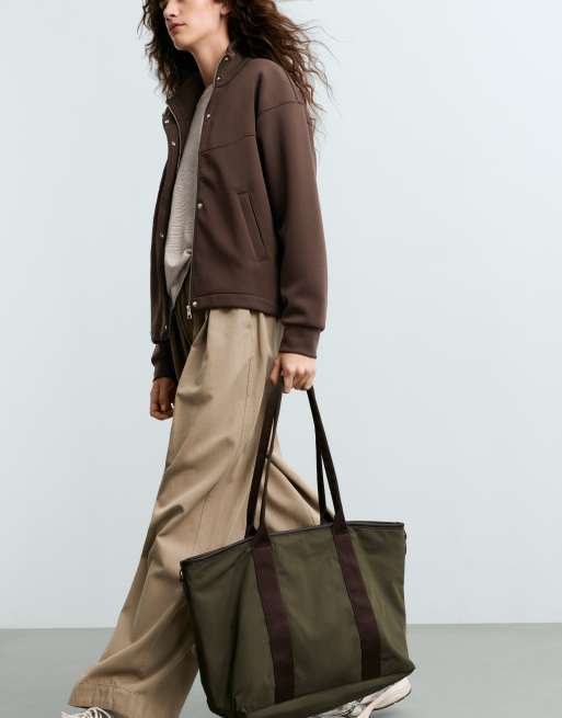 OYSHO Nylon tote bag in khaki, 7 of 7