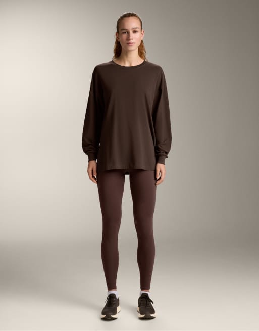 OYSHO Oversize cotton blend long-sleeve t-shirt in dark brown, 2 of 4