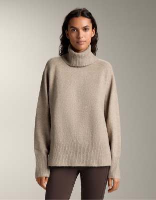 OYSHO - Oversize-Strickpullover in meliertem Nerzbraun mit Rollkragen-Brown