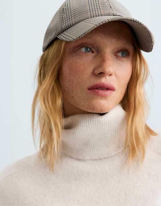 OYSHO Oversized high-neck jumper in beige, 3 of 5