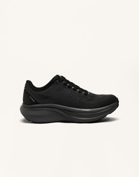 OYSHO – Oy/er 835 – Lauf-Slipper in Schwarz - view 1