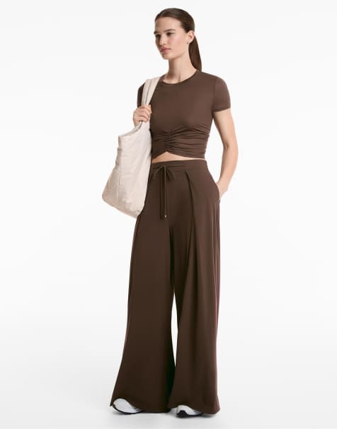 Oysho - Pantalon ample léger à pinces - Marron clair - view 1