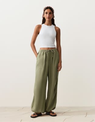Oysho - Pantalon cargo ample en pur lin - Vert