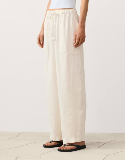 Oysho - Pantalon droit en 24% lin et lyocell mélangés - Écru pâle, 2 de 4