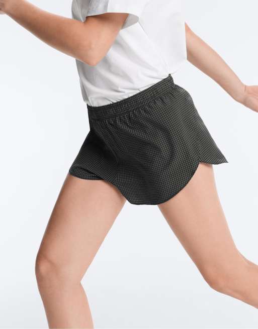 OYSHO - Pantaloncini da corsa neri e bianchi, 4 di 4