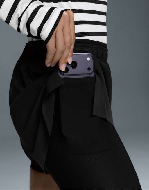OYSHO - Pantaloncini tecnici 2 in 1 a vita medio alta neri, 3 di 7