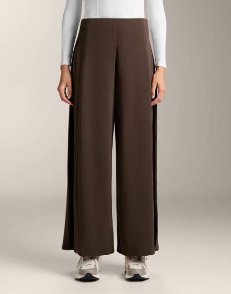 OYSHO - Pantaloni a fondo ampio marroni in modal morbido al tatto con pieghe laterali - view 1