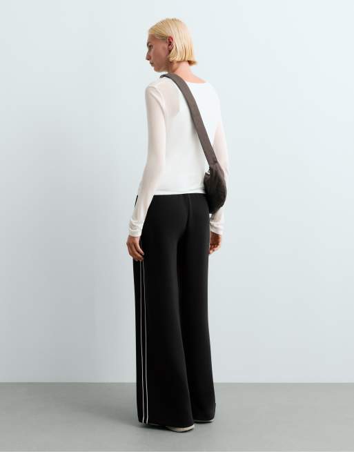 OYSHO - Pantaloni a fondo ampio neri in modal con profili a contrasto, 5 di 6