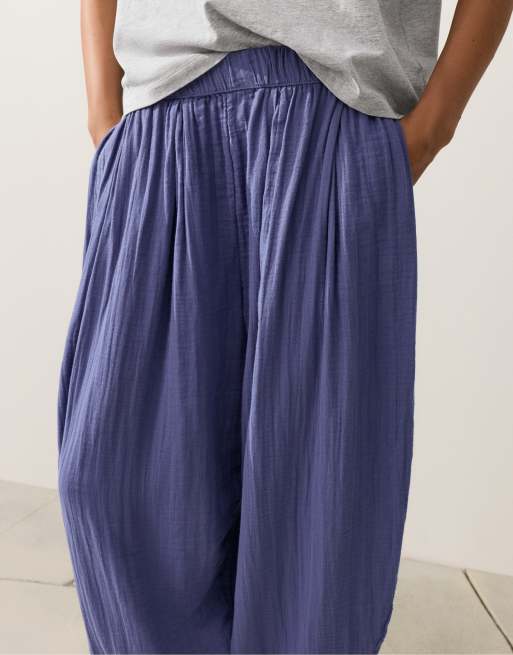OYSHO - Pantaloni a palloncino in 100% cotone color mirtillo, 3 di 4